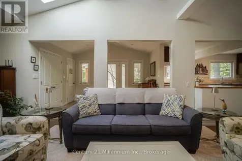 58 Cedarlane Drive Wasaga Beach ON L9Z 2S1