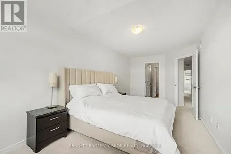 330 Laguna Street Ottawa ON K1T 0L1