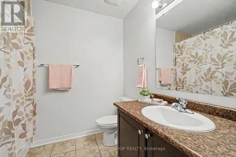 330 Laguna Street Ottawa ON K1T 0L1