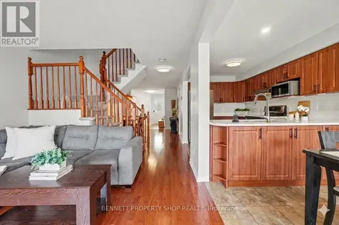 330 Laguna Street Ottawa ON K1T 0L1