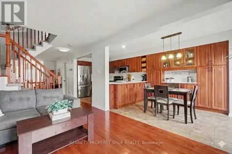 330 Laguna Street Ottawa ON K1T 0L1