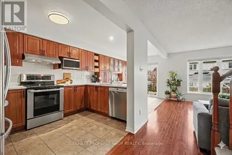 330 Laguna Street Ottawa ON K1T 0L1