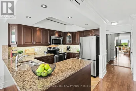 158C Mcarthur Avenue Ottawa ON K1L 8E7