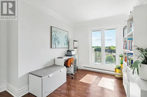 158C Mcarthur Avenue Ottawa ON K1L 8E7
