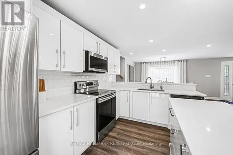 13 Bathurst Street Ottawa ON K2W 1A7