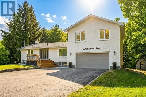 13 Bathurst Street Ottawa ON K2W 1A7