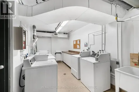 154 Nelson Street Ottawa ON K1N 7R5