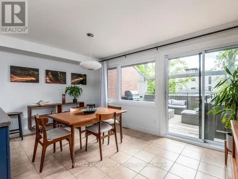 41 Putman Avenue Ottawa ON K1M 1Z1