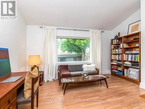 41 Putman Avenue Ottawa ON K1M 1Z1