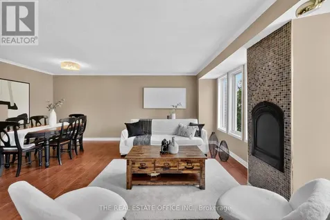 106 Corsica Private Ottawa ON K1G 5Y1