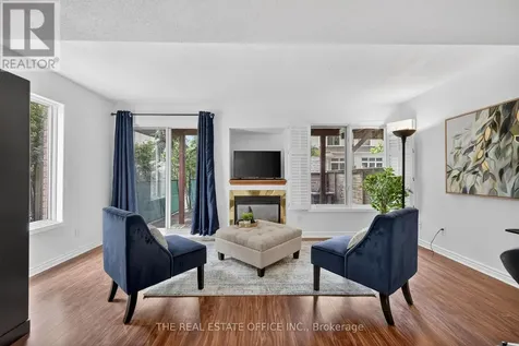 106 Corsica Private Ottawa ON K1G 5Y1