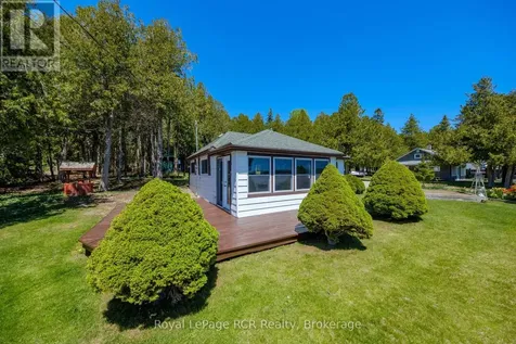 94 Tamarac Road Northern Bruce Peninsula ON N0H 2M0