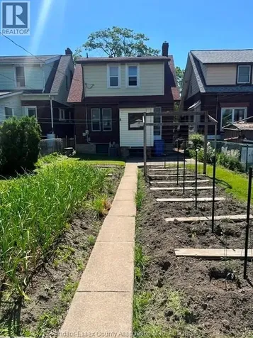 1036 Church Windsor ON N8S 1V9