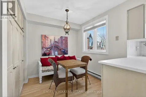 211 Briston Private Ottawa ON K1G 5R5
