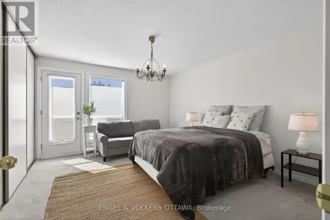 211 Briston Private Ottawa ON K1G 5R5