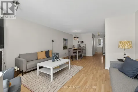 211 Briston Private Ottawa ON K1G 5R5