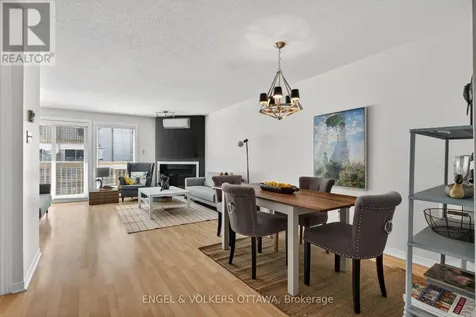 211 Briston Private Ottawa ON K1G 5R5