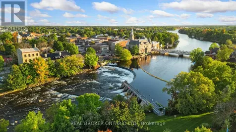 6 Francis Street Carleton Place ON K7C 0C6