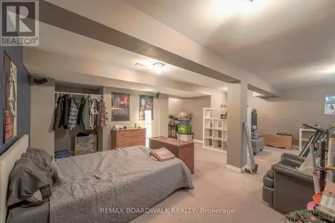 170 Bridlewood Drive Ottawa ON K2M 2M4