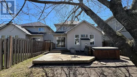 170 Bridlewood Drive Ottawa ON K2M 2M4