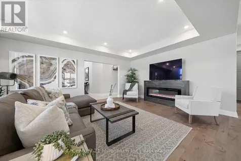 54 Maidens Crescent Collingwood ON L9Y 5M4