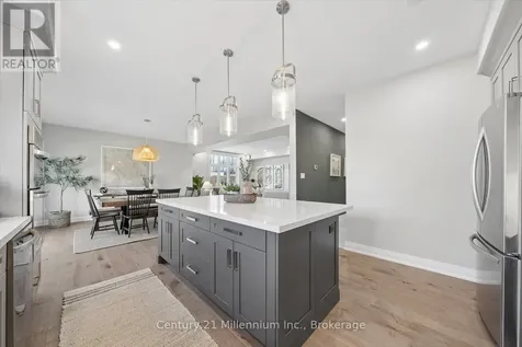 54 Maidens Crescent Collingwood ON L9Y 5M4