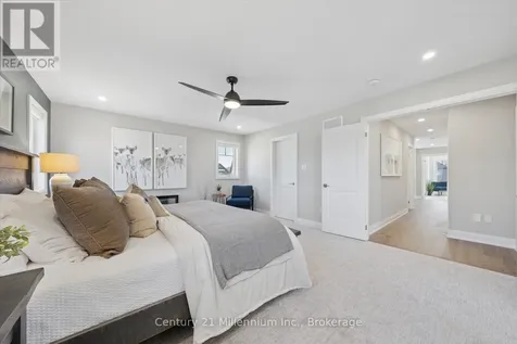 54 Maidens Crescent Collingwood ON L9Y 5M4