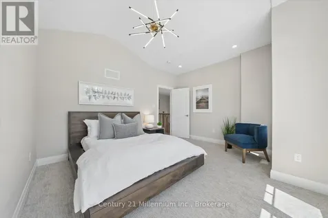 54 Maidens Crescent Collingwood ON L9Y 5M4