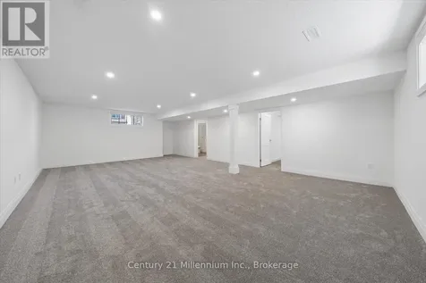 54 Maidens Crescent Collingwood ON L9Y 5M4