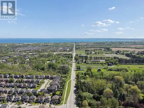 54 Maidens Crescent Collingwood ON L9Y 5M4