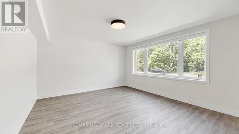655 O'connor Drive Toronto (east York) ON M4C 3A8
