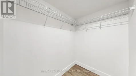 655 O'connor Drive Toronto (east York) ON M4C 3A8