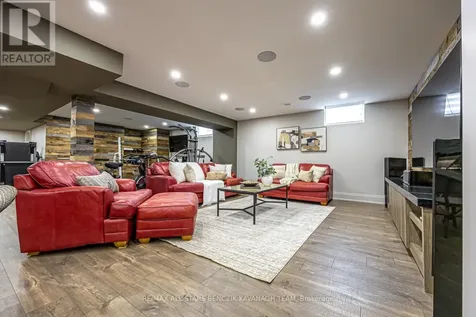 18 Wyndance Way Uxbridge ON L9P 0B8