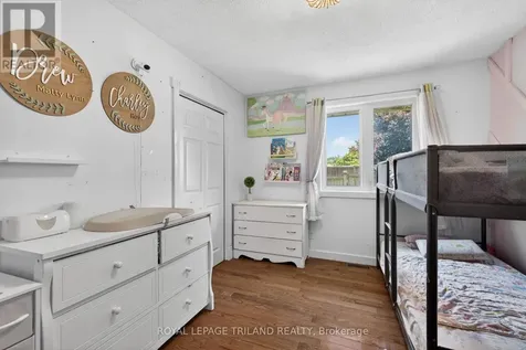 24 Farmington Avenue Aylmer ON N5H 3E4