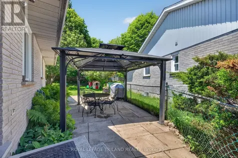 24 Farmington Avenue Aylmer ON N5H 3E4