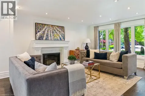 1531 Green Glade Mississauga ON L6J 1B6