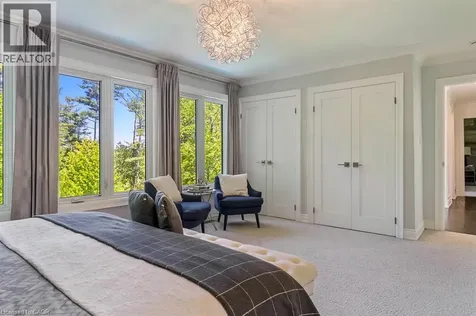 1531 Green Glade Mississauga ON L6J 1B6
