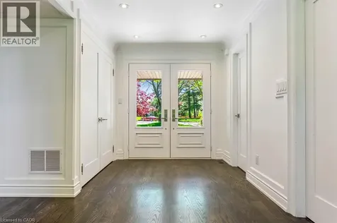 1531 Green Glade Mississauga ON L6J 1B6