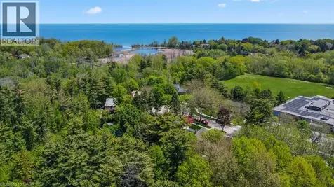 1531 Green Glade Mississauga ON L6J 1B6