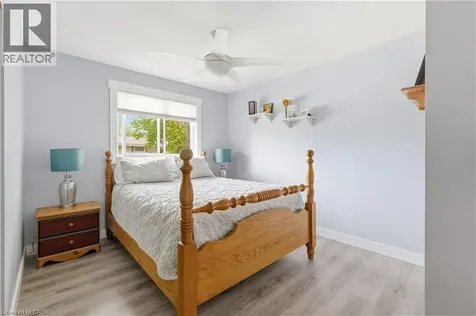 25 Greenock Drive Kitchener ON N2E 2J9