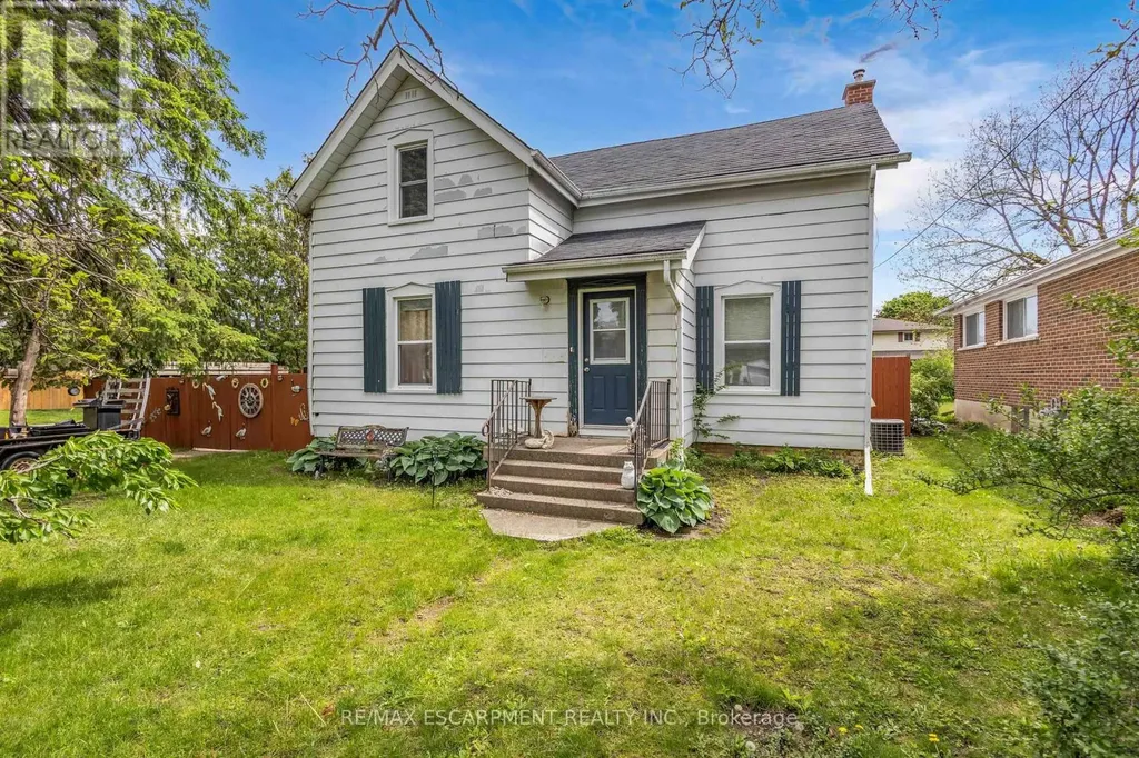 35 James Avenue Brantford ON N3S 6Y2