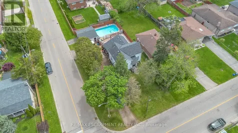 35 James Avenue Brantford ON N3S 6Y2