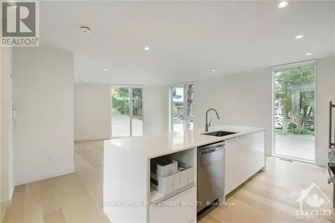 16B Chapleau Avenue Ottawa ON K1M 1Z6