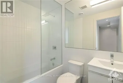 16B Chapleau Avenue Ottawa ON K1M 1Z6
