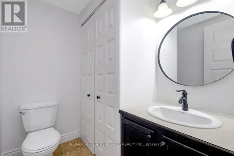 6549 Bilberry Drive Ottawa ON K1C 4N4