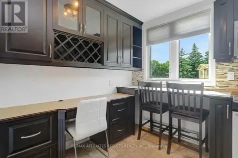 6549 Bilberry Drive Ottawa ON K1C 4N4