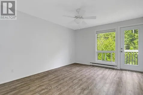 6549 Bilberry Drive Ottawa ON K1C 4N4