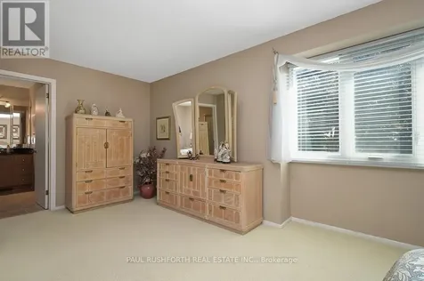 10 Cosburn Avenue Ottawa ON K2H 8A1