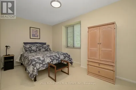 10 Cosburn Avenue Ottawa ON K2H 8A1