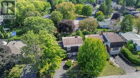 10 Cosburn Avenue Ottawa ON K2H 8A1